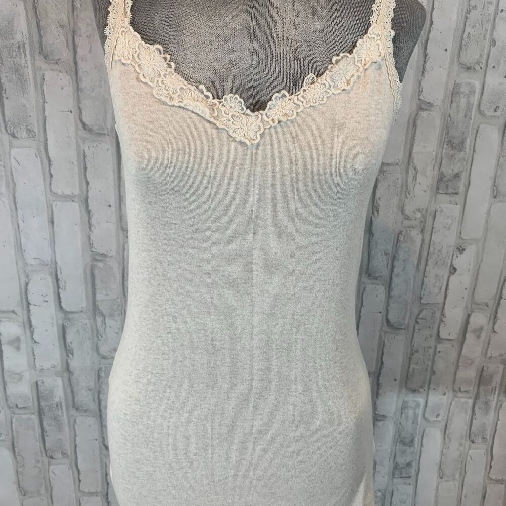 Mossimo Lace ribbed Heather Cream tank top